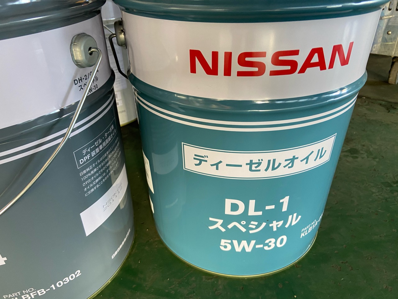 宅送] 日産 純正 NISSAN ディーゼルエンジンオイル S21スペシャル DL-1 ...